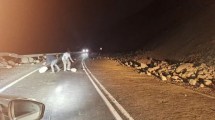 Imagen de Murió un hombre que trataba de salvar a su familia durante el terremoto en Chile: temor por el megaterremoto