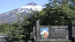 Desesperada búsqueda en Chile de un montañista extraviado en el volcán Villarrica: sus últimos mensajes