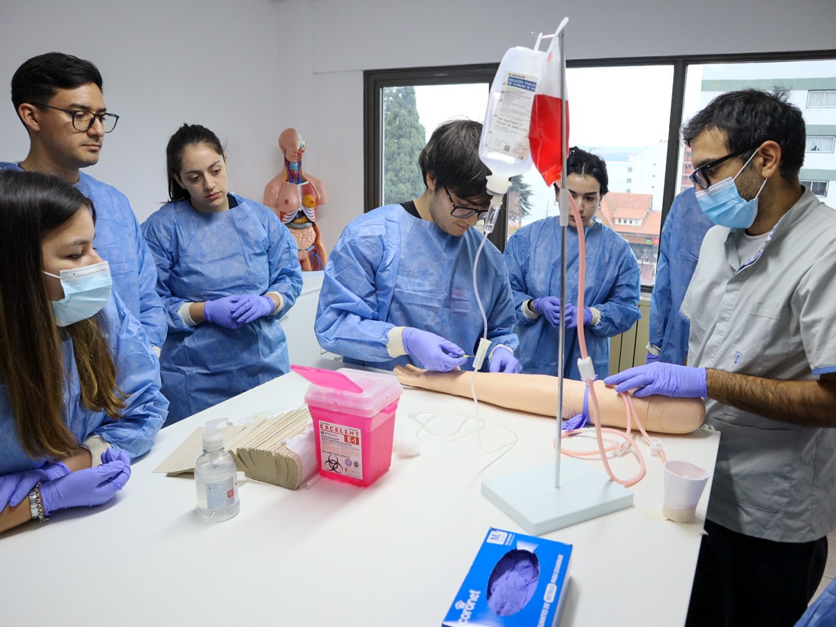 La carrera de Medicina de la UNRN  en Bariloche se puso en marcha tres años atrás. Foto: archivo