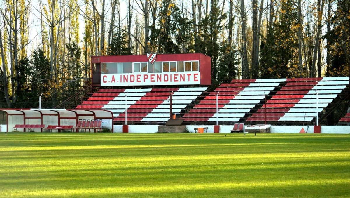 La cancha de Independiente de Neuquén será la sede para la final de la Copa Neuquén.