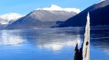 Imagen de Video | Frío en la Patagonia: «Sonidos del más allá», el Lago Escondido de Tierra del Fuego completamente congelado