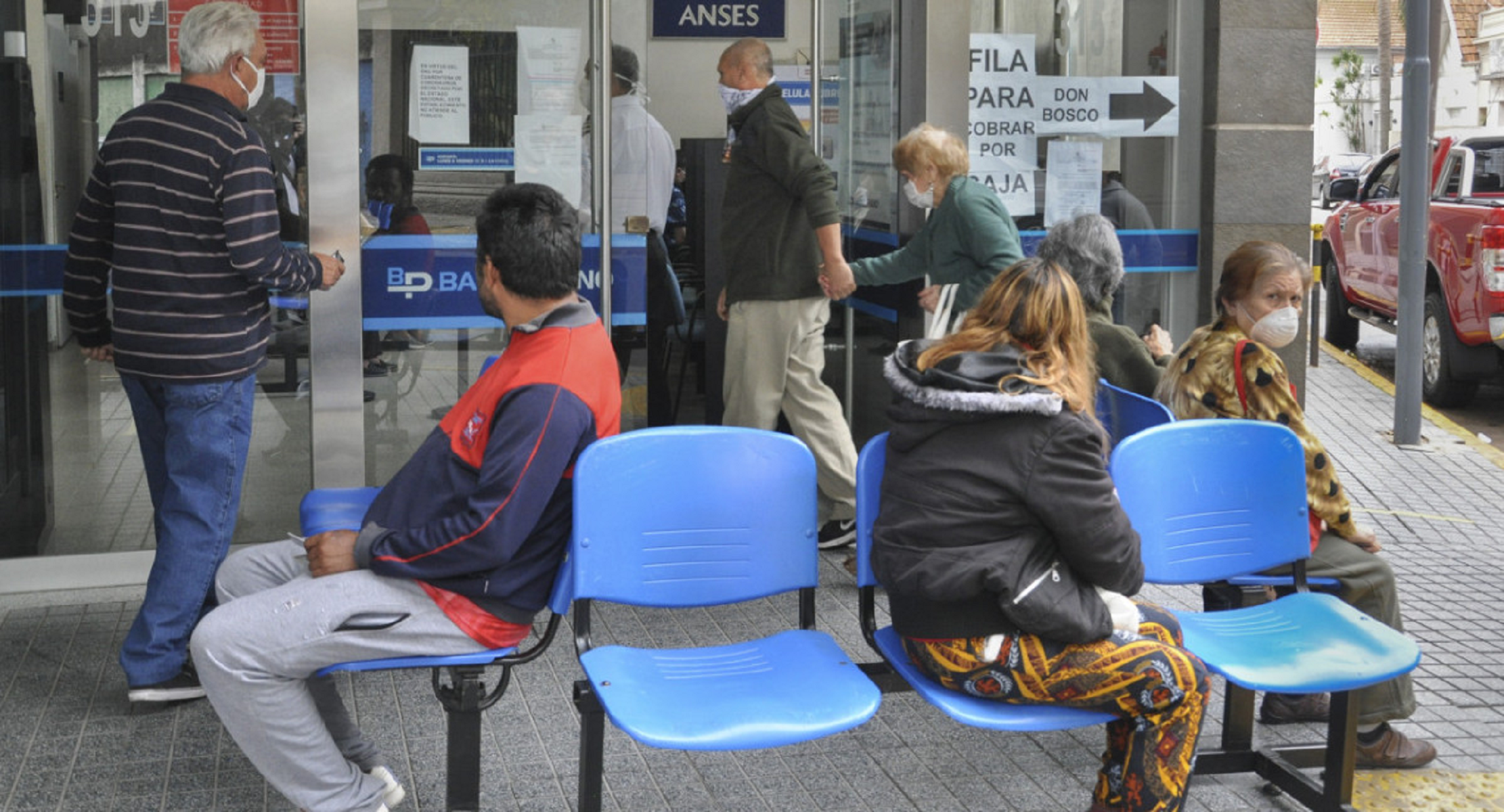 Lo que tenés que saber del bono de 70 mil pesos de Anses para jubilados y pensionados. 