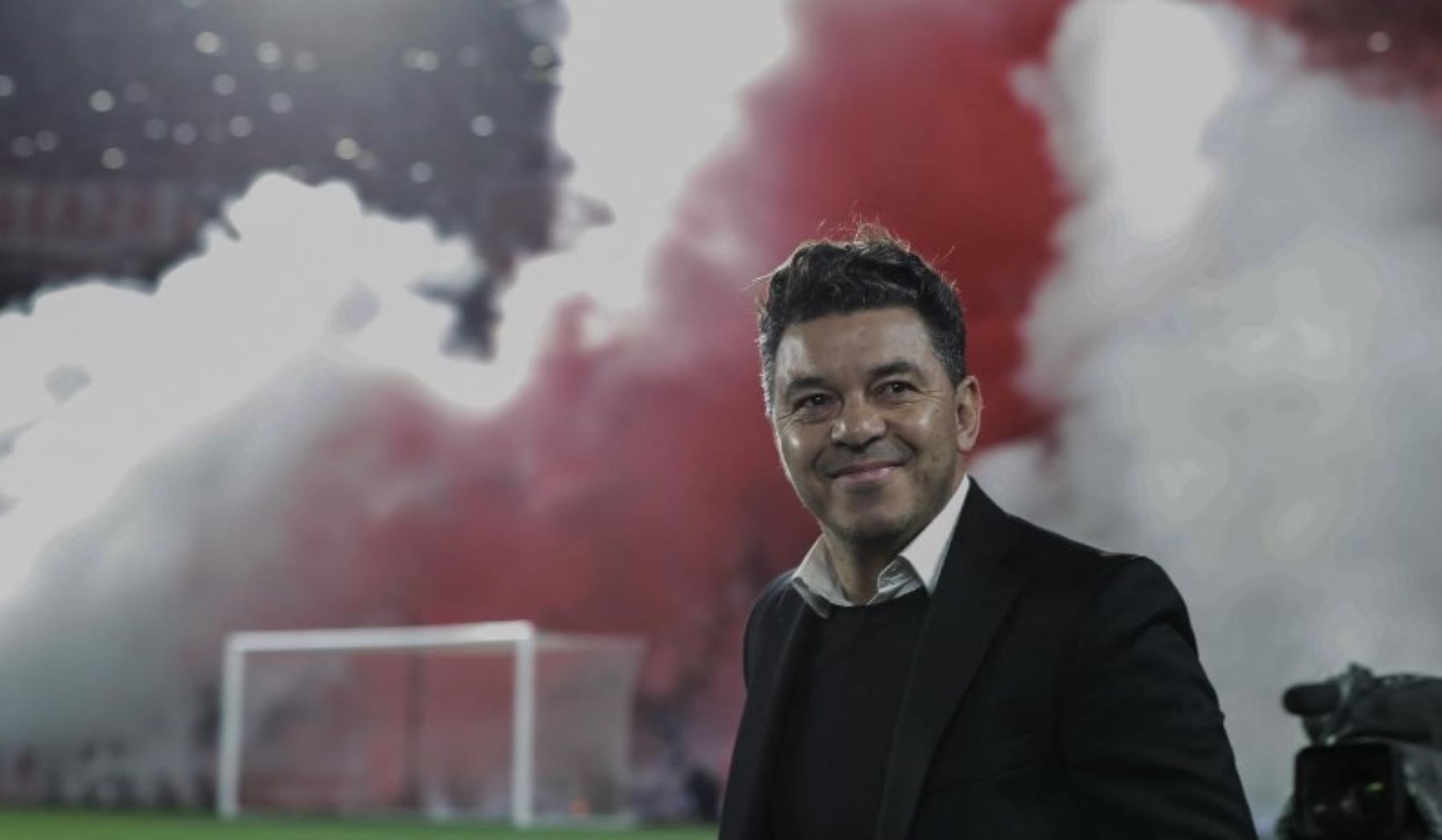 Marcelo Gallardo está a horas de pisar el Monumental. Mientras tanto, la dirigencia trabaja en la llegada de refuerzos.