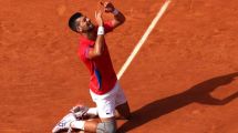 Imagen de Djokovic jugó un tenis colosal, venció a Alcaraz y se colgó el oro en los Juegos Olímpicos