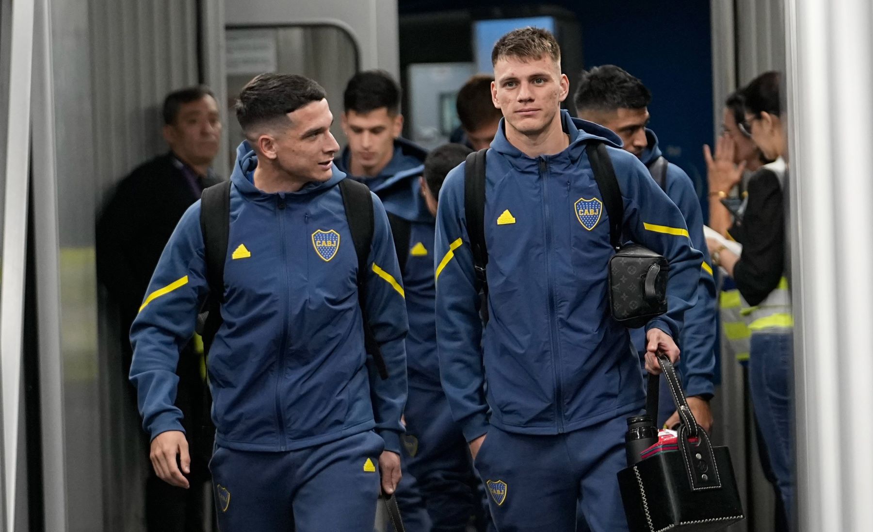 Boca ya está en Belo Horizonte. Blanco y Zenón, dos fijas para el partido de esta noche. (@bocajuniors)