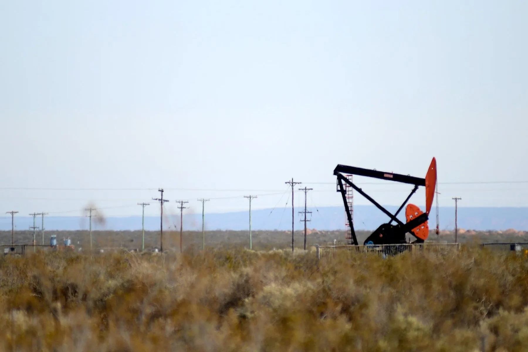 El exministro, Javier Iguacel, se quedó con las áreas del Clúster Neuquén Norte de YPF. (Archivo)