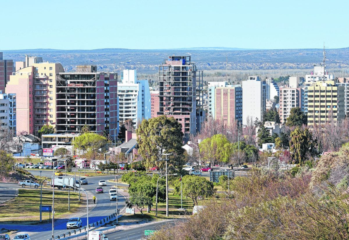 La tasa CAN se cobra a casi 100.000 usuarios residenciales. Foto Florencia Salto.