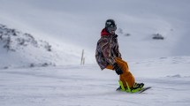 Imagen de Snowboard en Chubut: la aventura de surfear la nieve patagónica en La Hoya