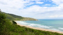 Imagen de La playa secreta de Florianópolis para descubrir en el sur de Brasil: cómo llegar y cuánto cuesta ir