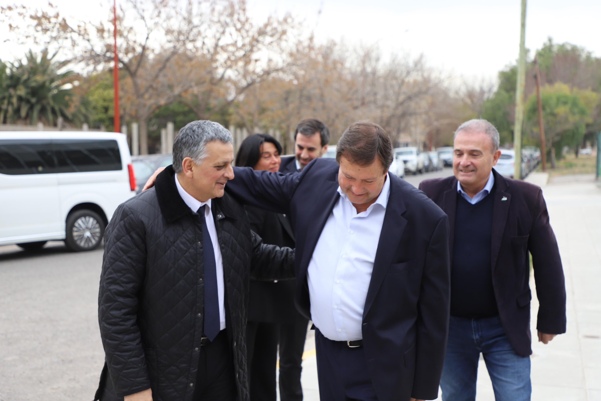 El CEO de YPF, Horacio Marín, se reunió hoy con el gobernador Alberto Weretilneck en una visita que realizó a la secretaría de Energía en Cipolletti, tras el anuncio por la planta de GNL. Foto: Gentileza