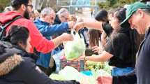 Imagen de Nuevo frutazo en Neuquén, en la Universidad del Comahue, este viernes: la segunda edición suma verduras a bajo costo