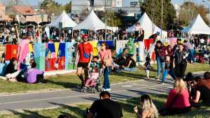 Se acerca la feria más grande de Neuquén: días frescos y con viento, así estará el clima