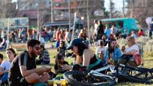 Una guía para disfrutar de la feria más grande de Neuquén: gastronomía, shows en vivo y más