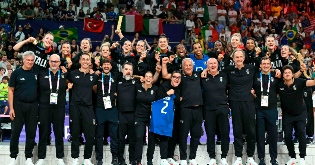 Olimpiadi: un allenatore argentino porta l’Italia alla prima medaglia d’oro nella pallavolo femminile