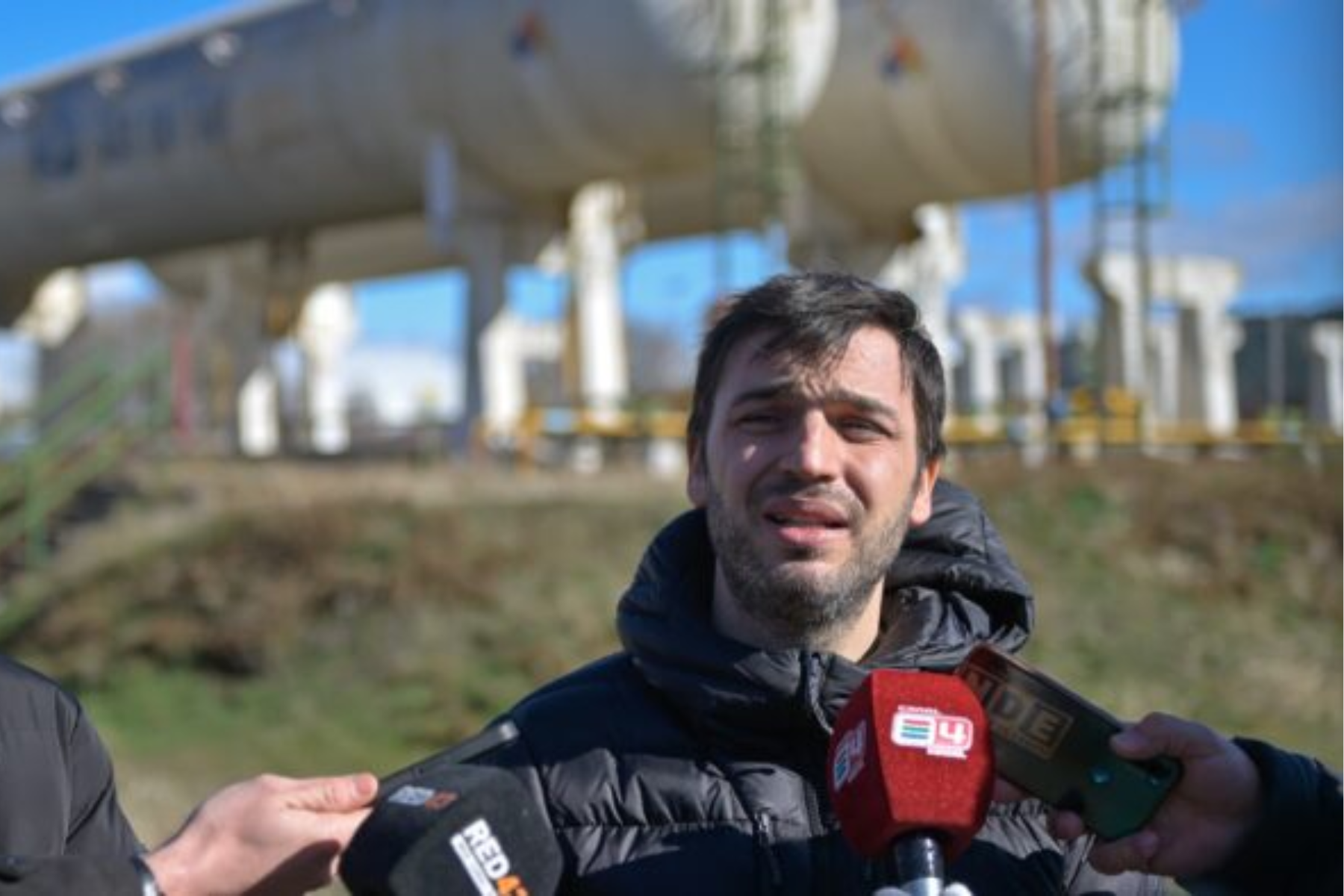 Torres fue a Esquel a participar del acto de inicio de la construcción de un hotel.