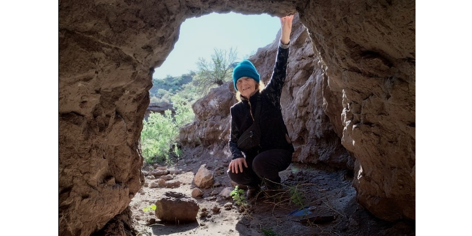 Susana hasta el día de hoy, siempre en la naturaleza de su desierto - Foto: Facebook.