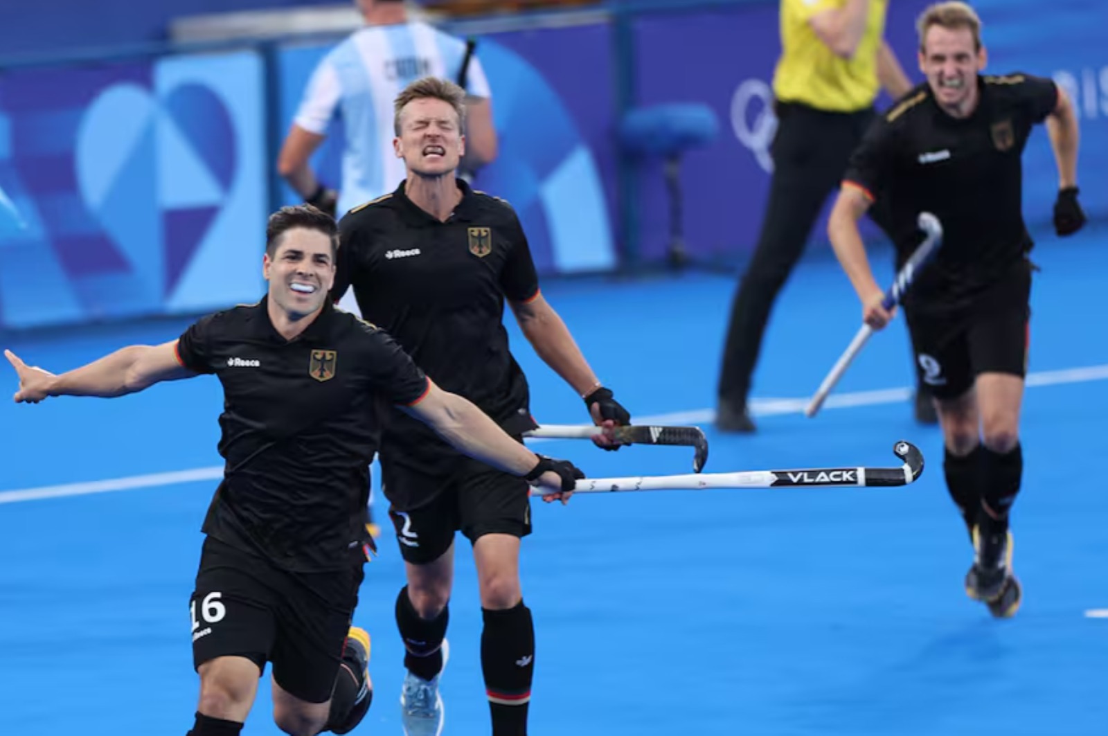 Gonzalo Peillat durante el festejo del gol que le anotó a Argentina. 