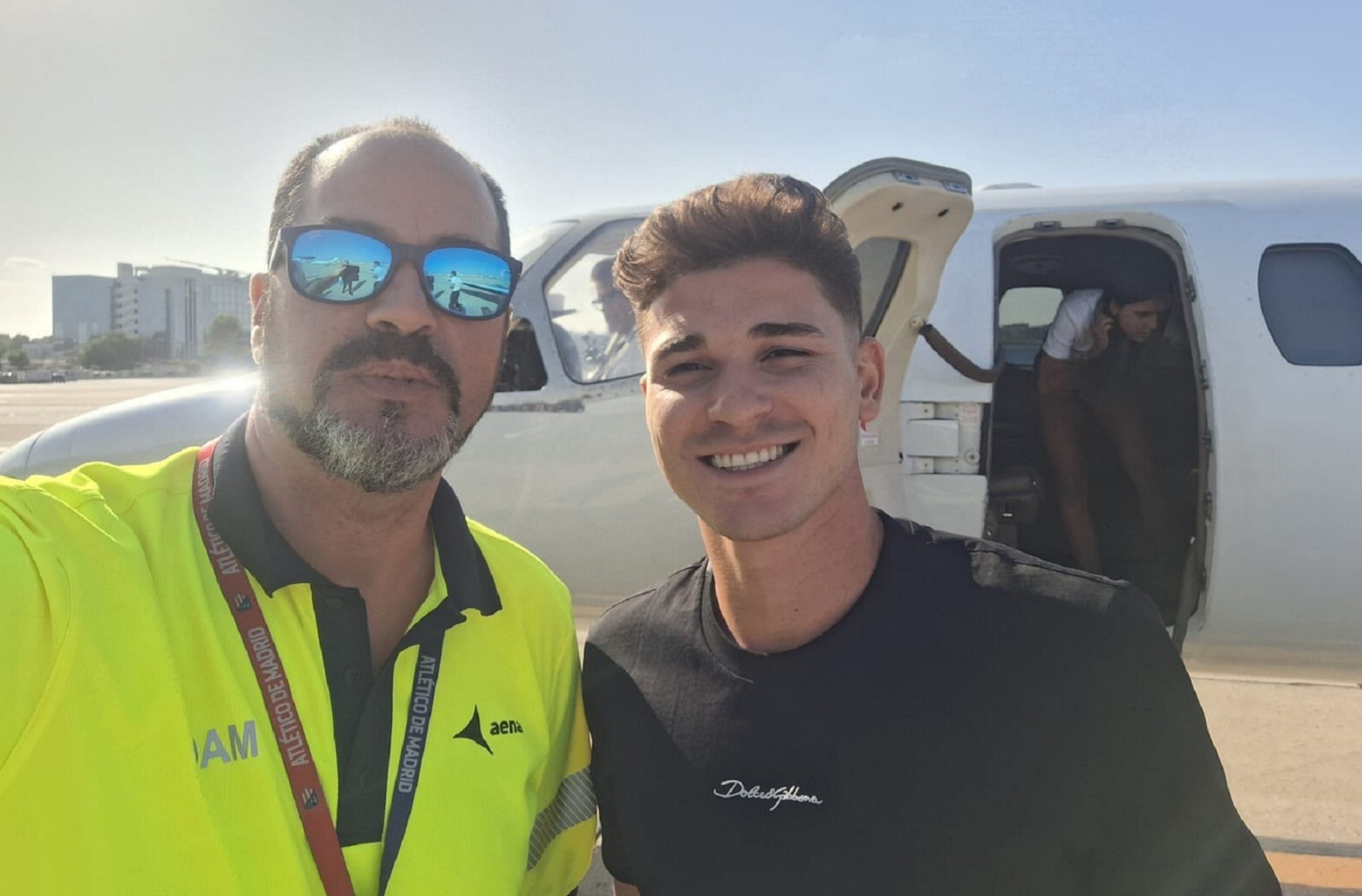 Julián Álvarez aterrizó en Madrid.