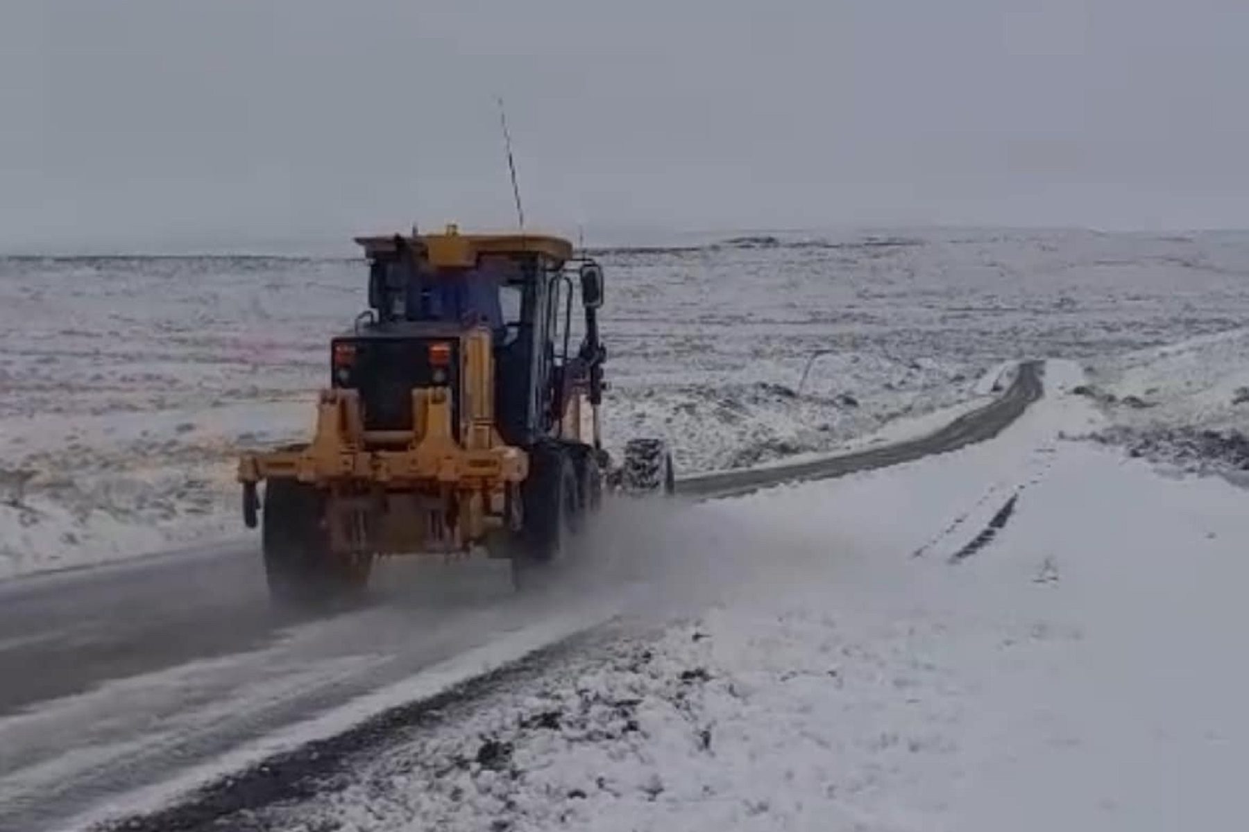 Rutas complicadas en Neuquén y Río Negro por la nieve. Gentileza