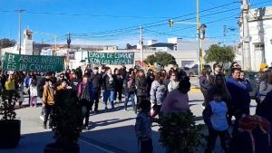 Docente de San Antonio Oeste acusado de abuso: «Nos sentimos abandonados», reclamaron los padres