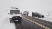 Imagen de Entre la nieve, un nuevo choque sobre la Ruta 237 camino a la cordillera de Neuquén