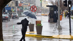 A qué hora llega la lluvia al Alto Valle este miércoles de calor intenso que supera los 34°C