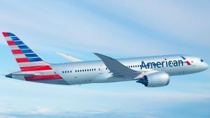 Denuncian que 1.000 argentinos están varados en Estados Unidos por cancelaciones de vuelos de American Airlines