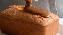 Imagen de Budín de coco con salsa de dulce de leche ¡tre – men – do!