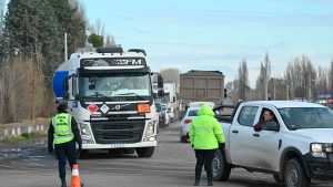 “Hacete cargo, votaron la Ley Bases por una rotonda”: áspero cruce entre JSRN y exaliados por la Ruta 22