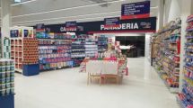 Imagen de Otro supermercado de Córdoba recibirá dólares «cara chica»