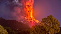 Imagen de Volcán Villarrica: ¿Hay riesgo de una gran erupción o sismo que afecte a Neuquén y Río Negro?