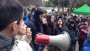 Marcha en San Martín de los Andes por el boleto estudiantil: la solución que prometió el municipio