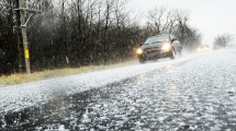 Imagen de Cómo cuidar tu auto ante la caída de granizo: cinco consejos para protegerlo 