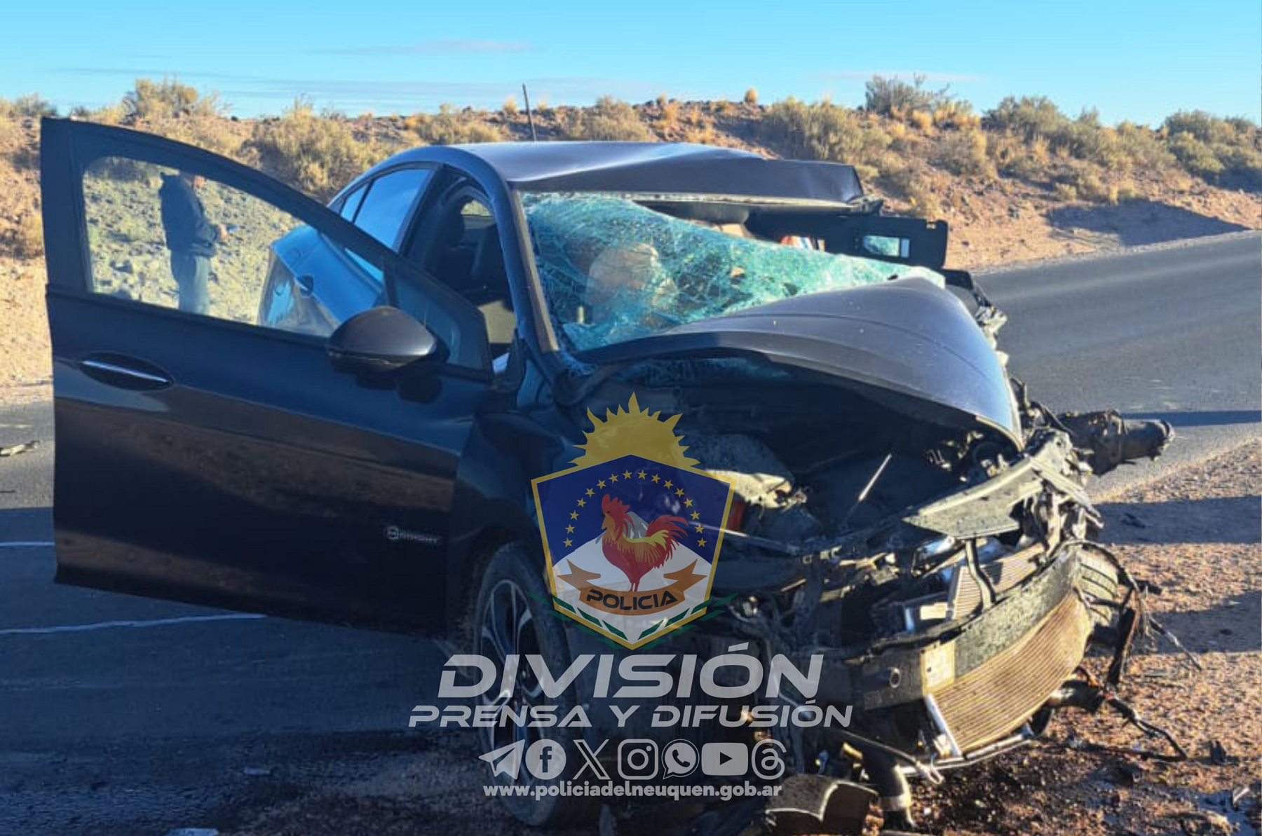 Choque en Ruta 5. Foto: Gentileza Policía de Neuquén. 