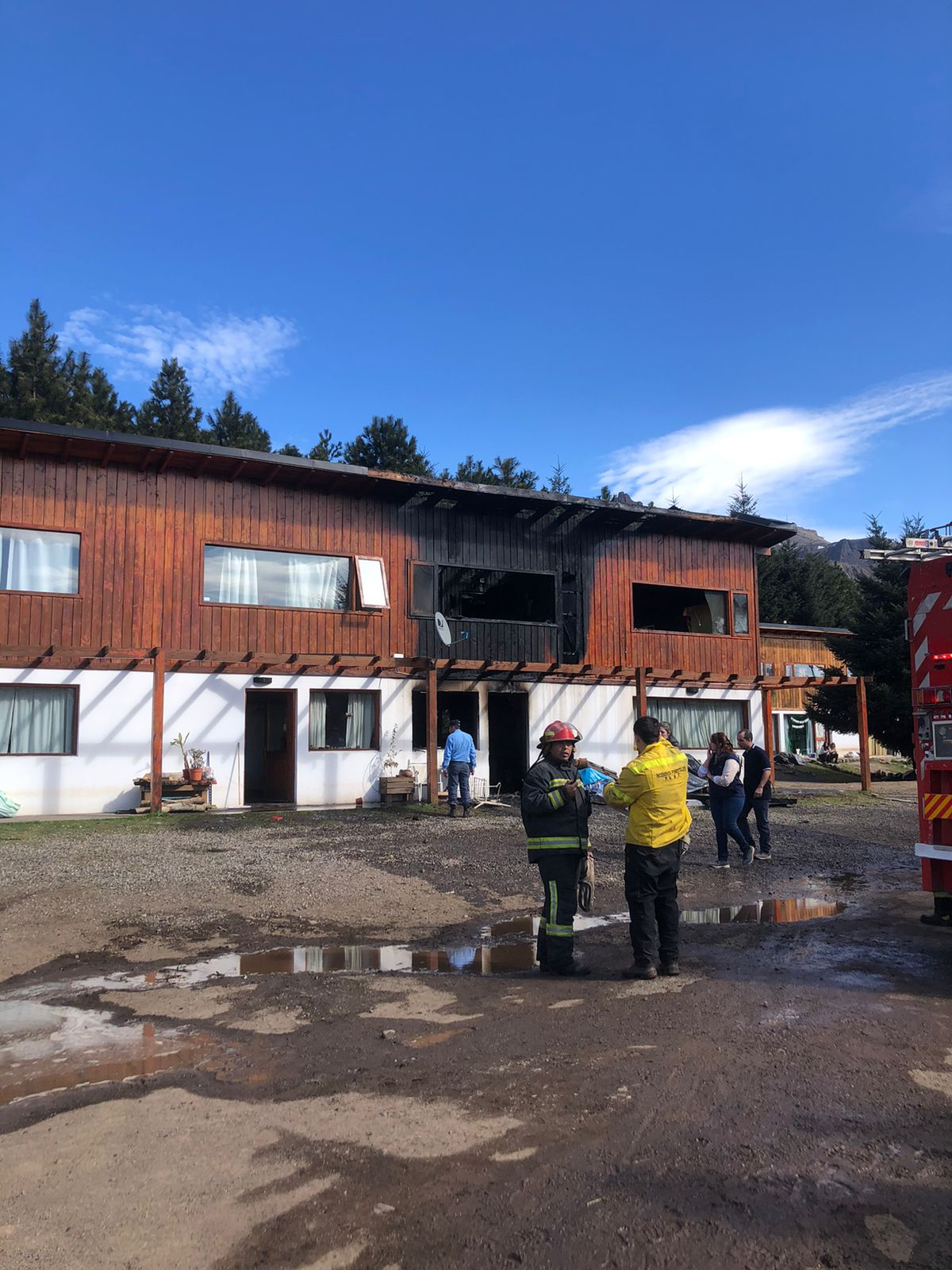 El grave incendio se cobró tres vidas y dos heridos. Foto: Diario RN