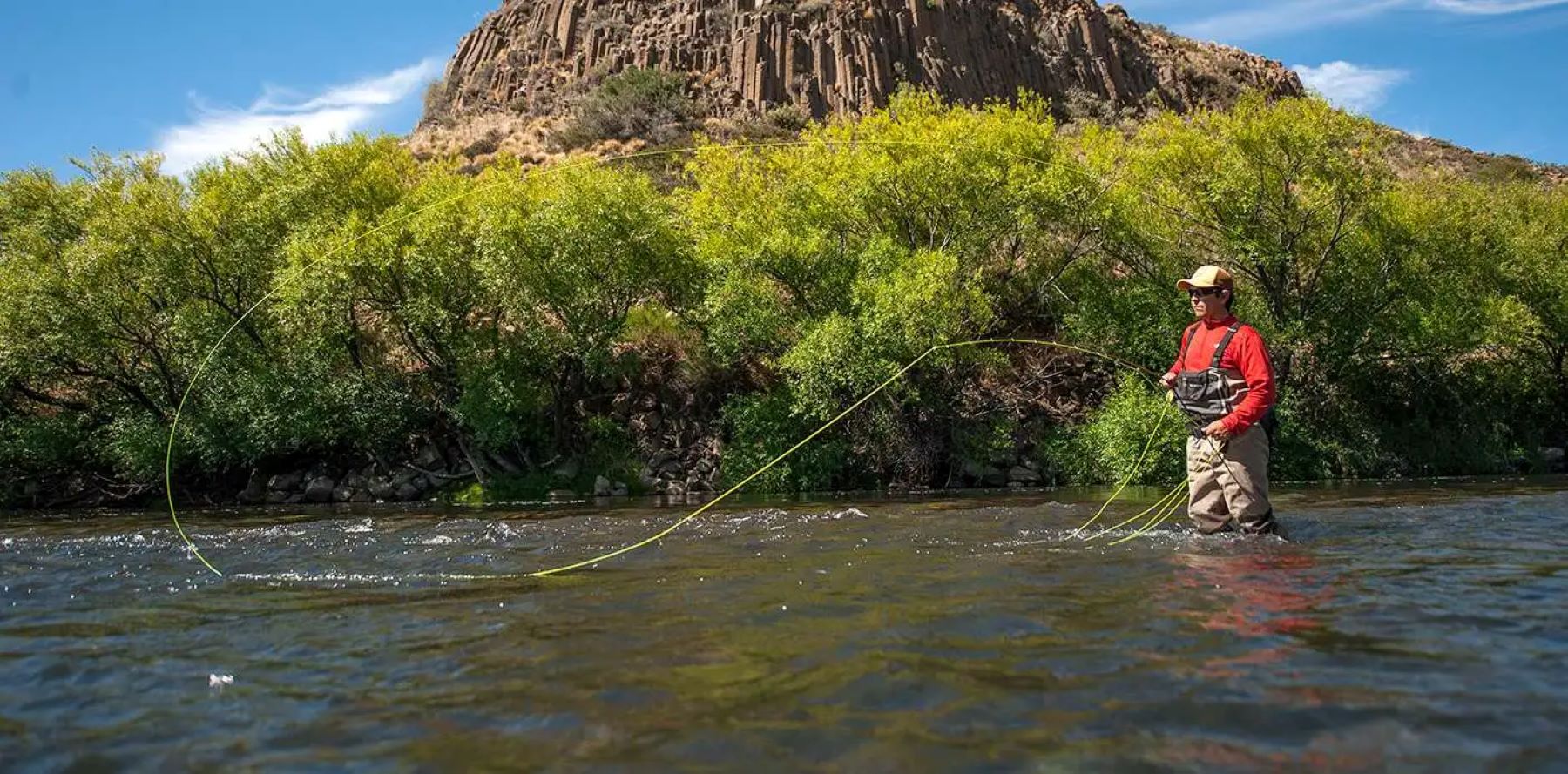 La pesca, uno de los imperdibles de Neuquén, que seduce con su diversidad para intentar buenos piques