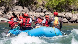 Rafting y kayak en Aluminé: dos circuitos en uno de los ríos ideales de la Patagonia para la práctica