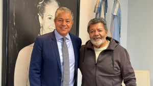 Rolando Figueroa junto a Gerardo Martínez: el titular de Uocra viaja a Neuquén este mes