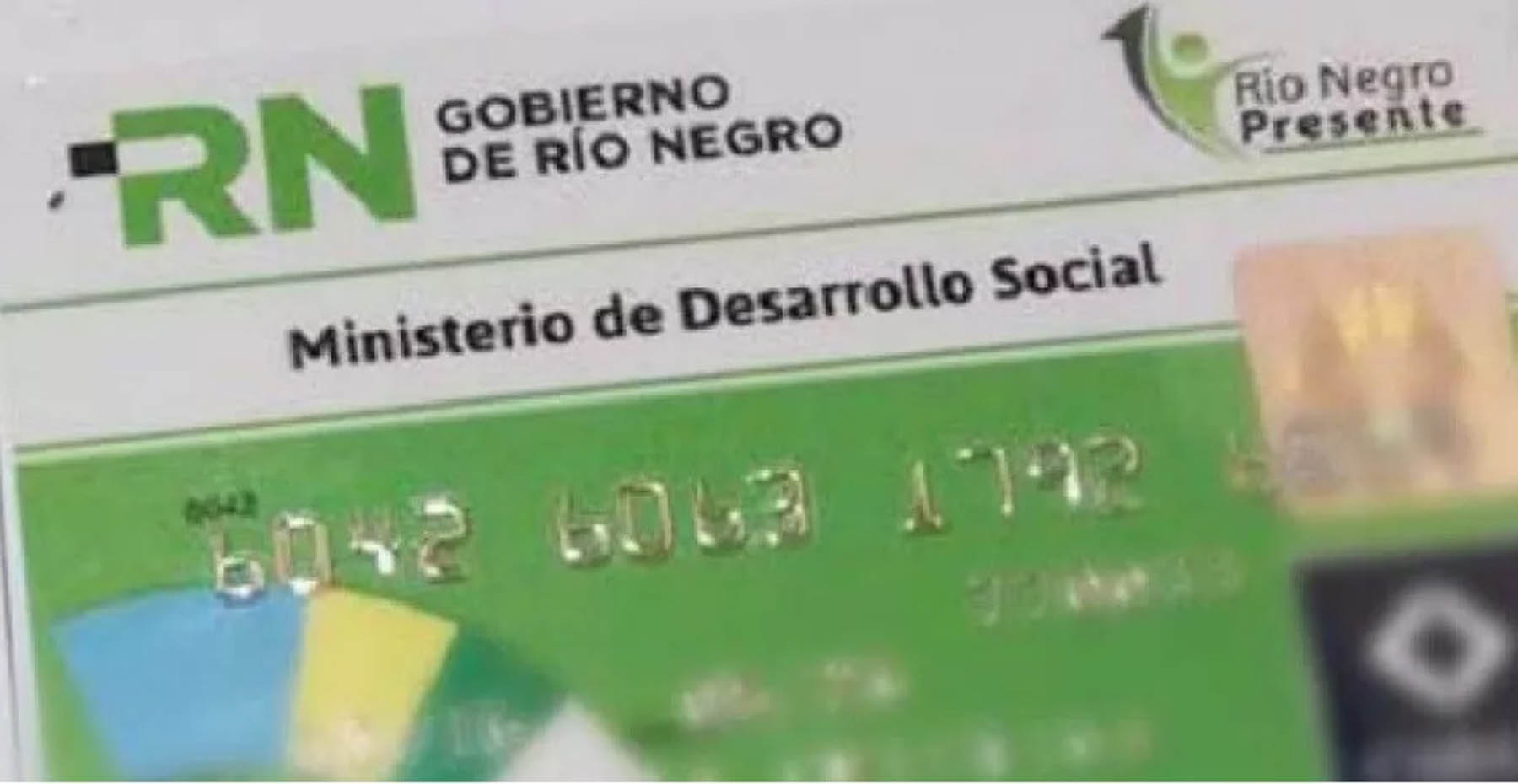 La tarjeta Río Negro Presente tiene un aporte para utilizar en comercios adheridos. Archivo