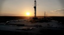 Imagen de El petróleo impulsó a Vaca Muerta a otro récord: se conectaron más de 240 pozos en el año 