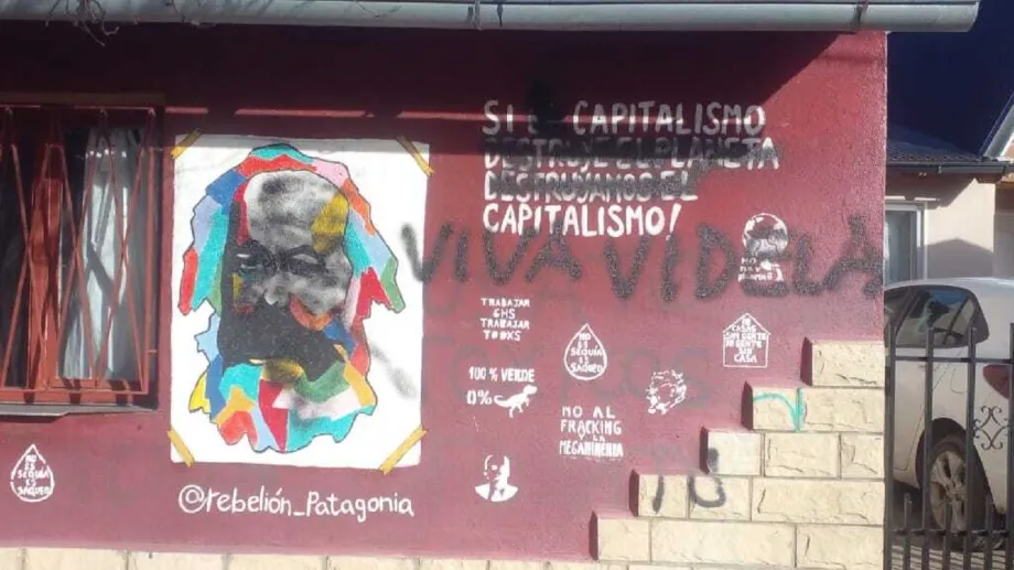 Vincularon las pintadas con una reivindicación de la dictadura militar.