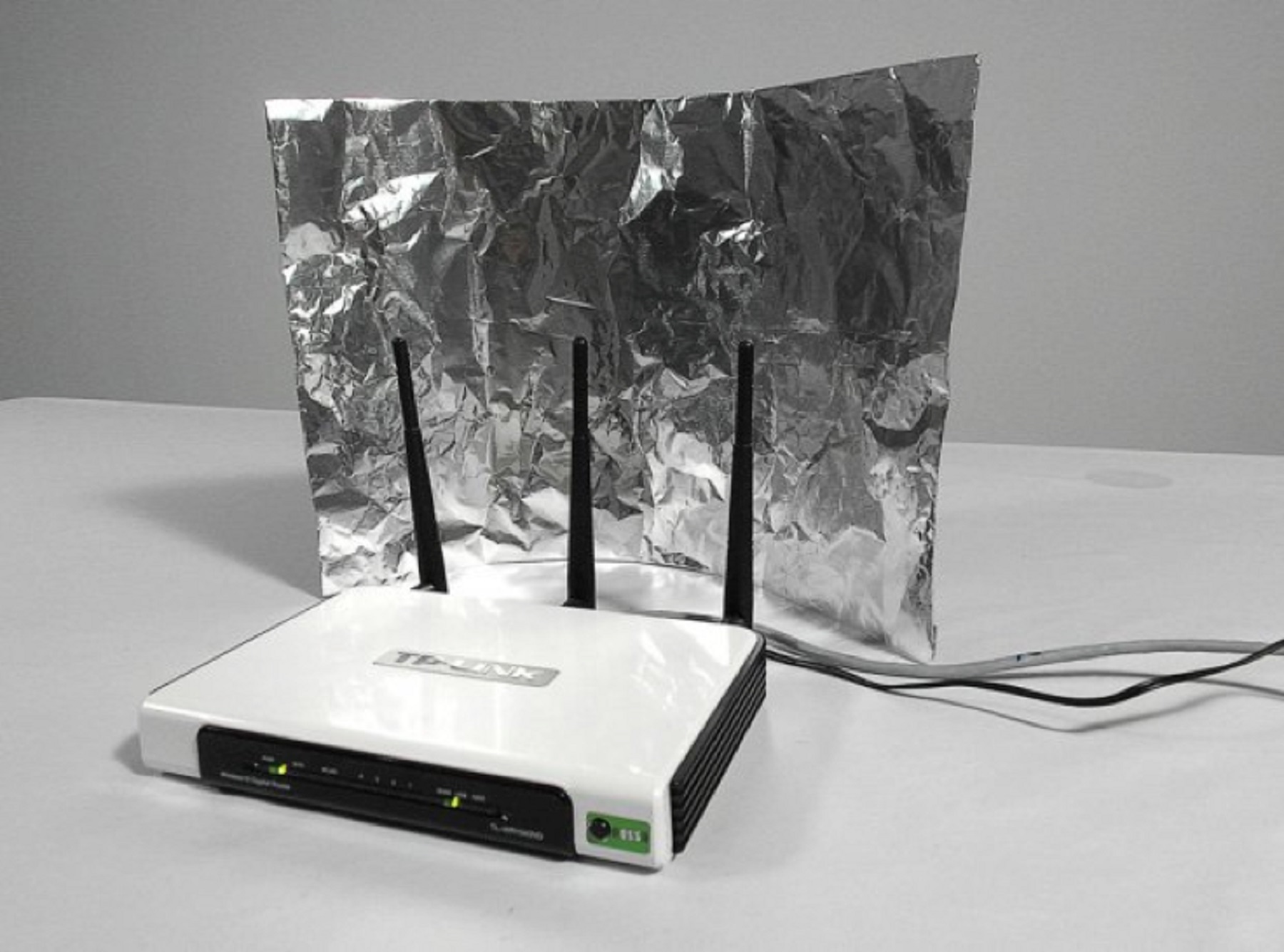 Mejorar el wifi con papel aluminio
