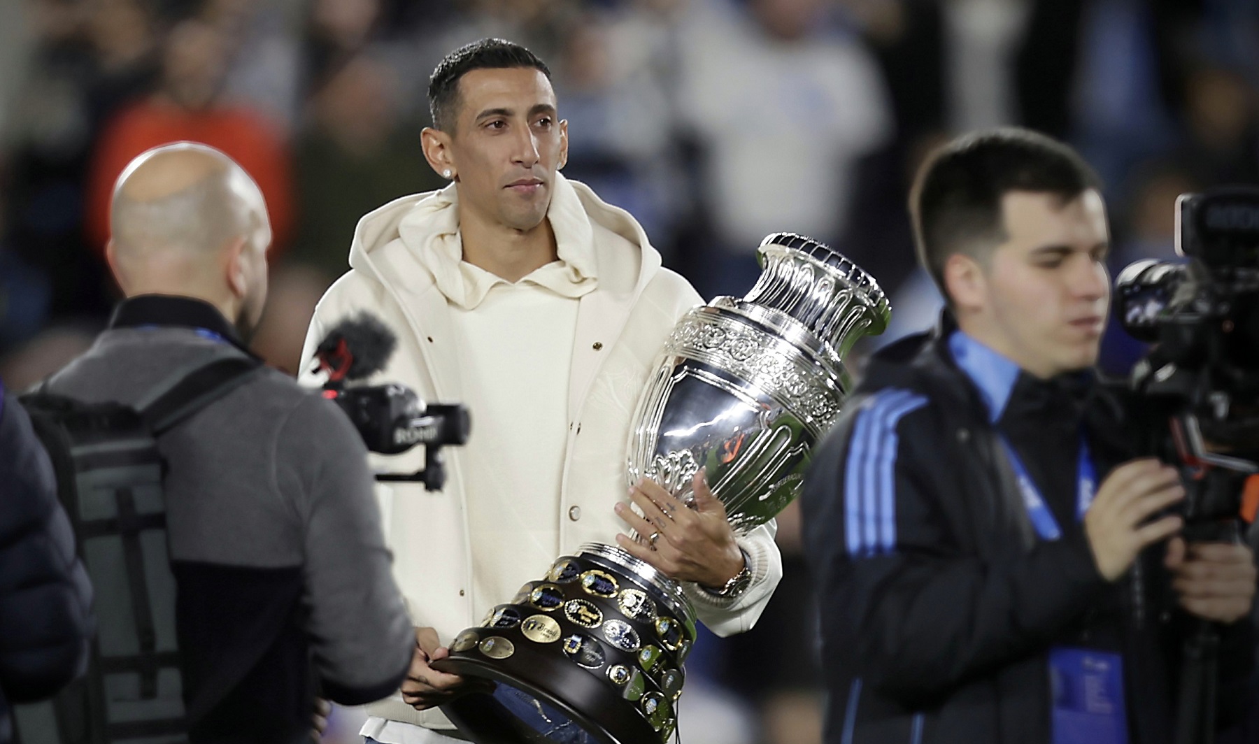 Ángel Di María publicó un mensaje en apoyo a sus excompañeros de la Selección Argentina. Foto: FBaires.