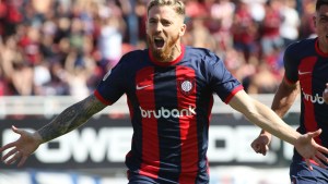 Muniain regresó de España y aseguró que se queda en San Lorenzo