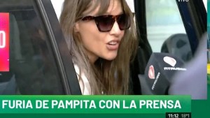 Pampita furiosa con la prensa: “No vengan más, es una falta de respeto”