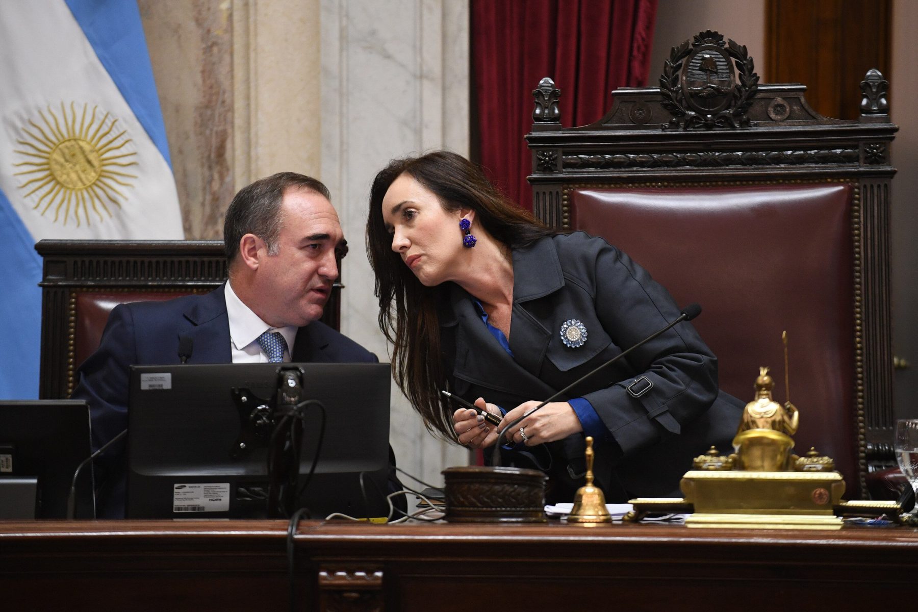 El Senado debate el DNU de la SIDE.