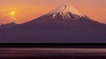 Imagen de Tembló el volcán Osorno, ubicado cerca del límite entre Neuquén y Río Negro: qué dicen en Chile