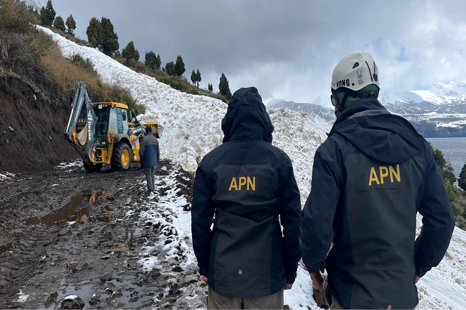 La avalancha ocurrió el domingo en la zona de El Contra-Lago Huechulafquen. Foto: gentileza.