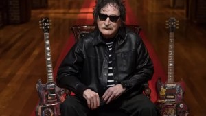 Charly García lanza su nuevo disco «La lógica del escorpión» en el Día del Maestro