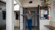 Imagen de El médico que derribó los muros hospitalarios en Bariloche: «Las enfermedades se generan dónde vive, trabaja y come la gente»